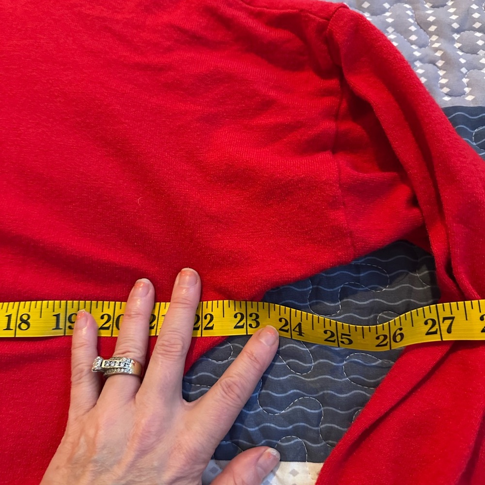 Red Bow Shoulder Top - Picture 3 of 4